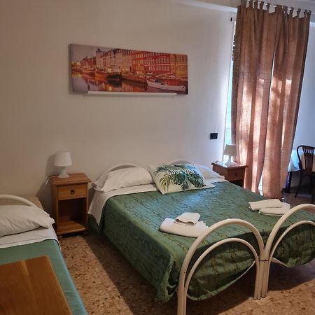 La Palazzina Hotell Rom Exteriör bild