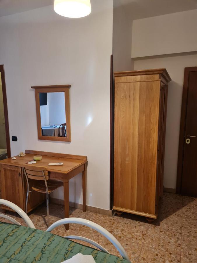 La Palazzina Hotell Rom Exteriör bild