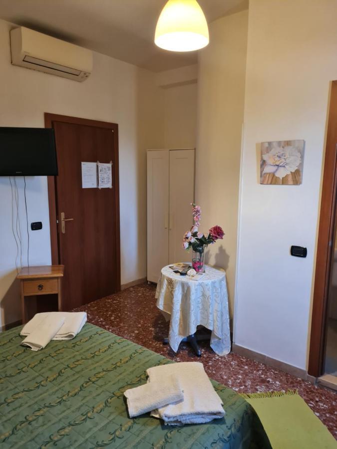La Palazzina Hotell Rom Exteriör bild